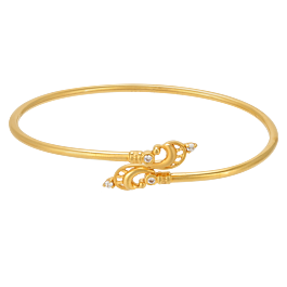 Glimmering Fancy Flexible Gold Bracelet