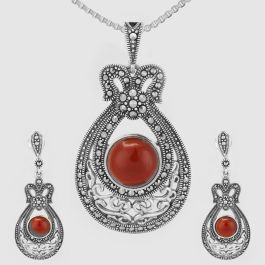 Incredible Red Stone Silver Pendants with Earrings