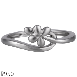 Pretty Floral Platinum Ring